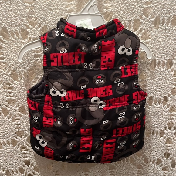 Elmo Vest - Picture 2 of 5